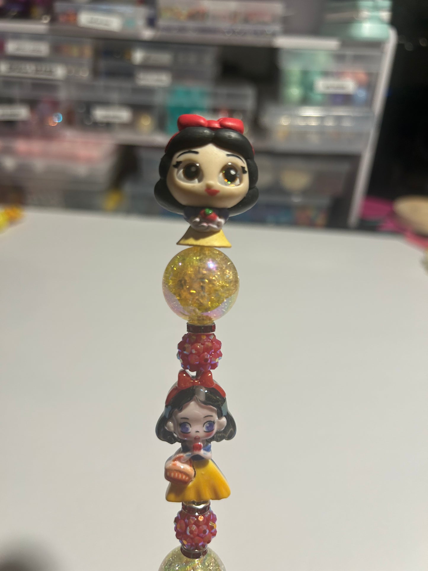 🍎 Fairest Princess Glam Beaded Pen ✨